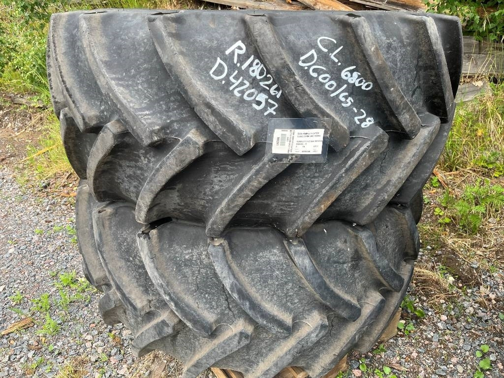 Mitas 600/65 28 till Claas Lexion 6800 - Reifen für Landmaschine: das Bild 1 Mitas 600/65 28 till Claas Lexion 6800 - Reifen für Landmaschine: das Bild 1