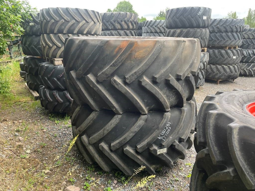 Mitas 900/60R38 Däck till Claas Lexion 6800 - Reifen für Landmaschine: das Bild 1 Mitas 900/60R38 Däck till Claas Lexion 6800 - Reifen für Landmaschine: das Bild 1