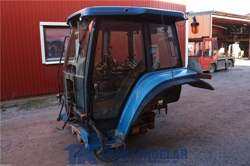 New Holland 8870 - Fahrerhaus für Traktor: das Bild 3 New Holland 8870 - Fahrerhaus für Traktor: das Bild 3