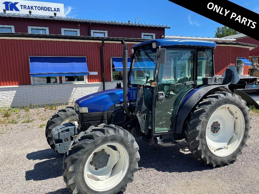 New Holland TN 75 S Dismantled: only spare parts - Traktor: das Bild 1 New Holland TN 75 S Dismantled: only spare parts - Traktor: das Bild 1