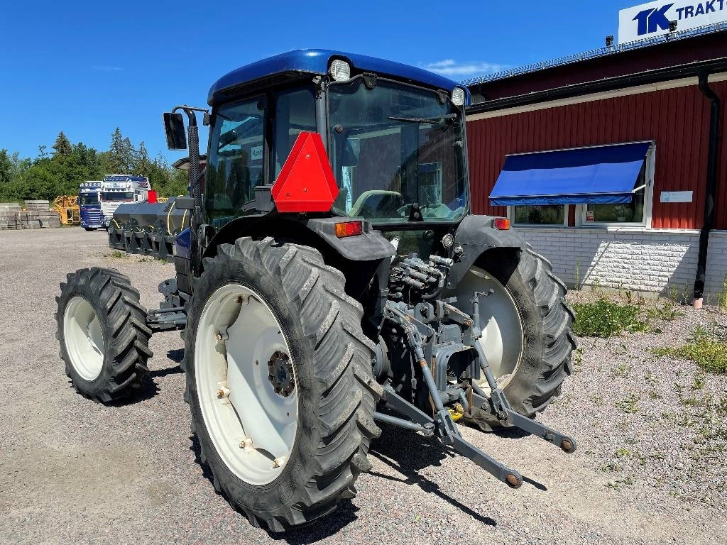 New Holland TN 75 S Dismantled: only spare parts - Traktor: das Bild 2 New Holland TN 75 S Dismantled: only spare parts - Traktor: das Bild 2