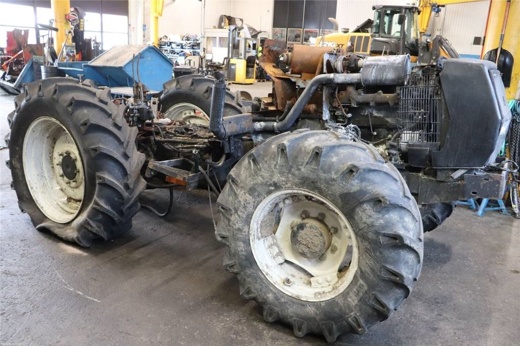 Valtra Valmet 6200 dismantled. Only spare parts - Traktor: das Bild 1 Valtra Valmet 6200 dismantled. Only spare parts - Traktor: das Bild 1