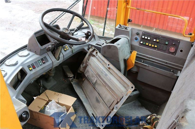 Volvo L 50 C - Fahrerhaus für Baumaschine: das Bild 5 Volvo L 50 C - Fahrerhaus für Baumaschine: das Bild 5