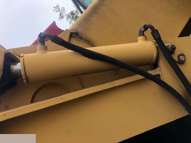 Cat TH 63 - Siłownik Poziomowania - Hydraulikzylinder für Teleskoplader: das Bild 1 Cat TH 63 - Siłownik Poziomowania - Hydraulikzylinder für Teleskoplader: das Bild 1