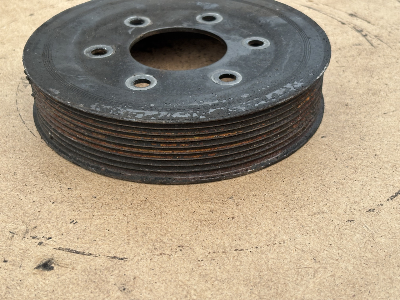 Claas LEXION 780 Koło Pasowe Silnika 9 pasków - Riemen für Mähdrescher: das Bild 2 Claas LEXION 780 Koło Pasowe Silnika 9 pasków - Riemen für Mähdrescher: das Bild 2