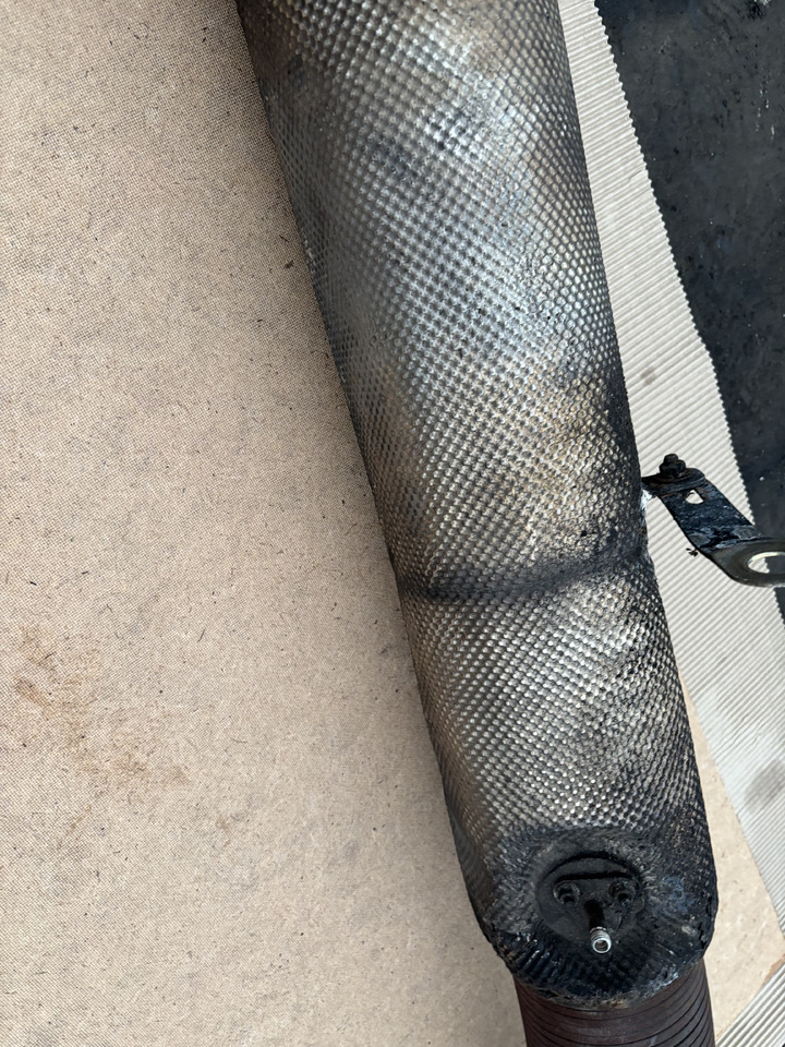 Claas Lexion 780 Rura Wydechowa Wydech EXHAUST PIPE ISO 0007804091 00 07819781 - Auspuff für Mähdrescher: das Bild 4 Claas Lexion 780 Rura Wydechowa Wydech EXHAUST PIPE ISO 0007804091 00 07819781 - Auspuff für Mähdrescher: das Bild 4