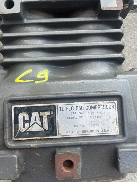 Claas Xerion - Spręźarka Powietrz - Kompresor CAT C9 - Druckluftbremse für Traktor: das Bild 2 Claas Xerion - Spręźarka Powietrz - Kompresor CAT C9 - Druckluftbremse für Traktor: das Bild 2