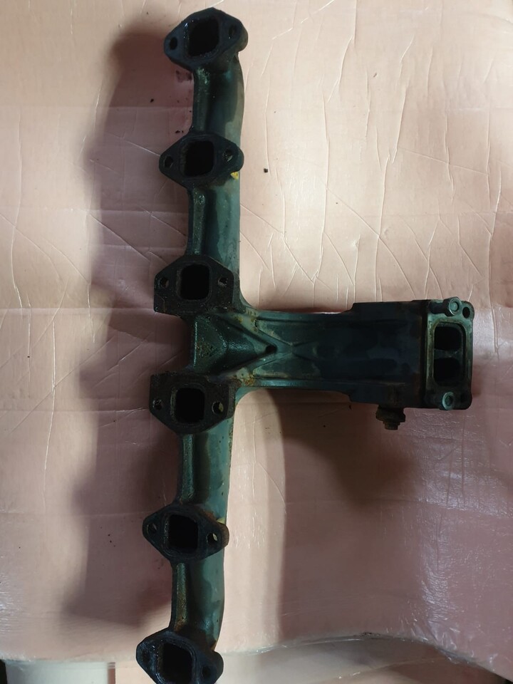 Fendt 936 Scr S4 - Kolektor Wydechowy - Abgaskrümmer für Landmaschine: das Bild 1 Fendt 936 Scr S4 - Kolektor Wydechowy - Abgaskrümmer für Landmaschine: das Bild 1
