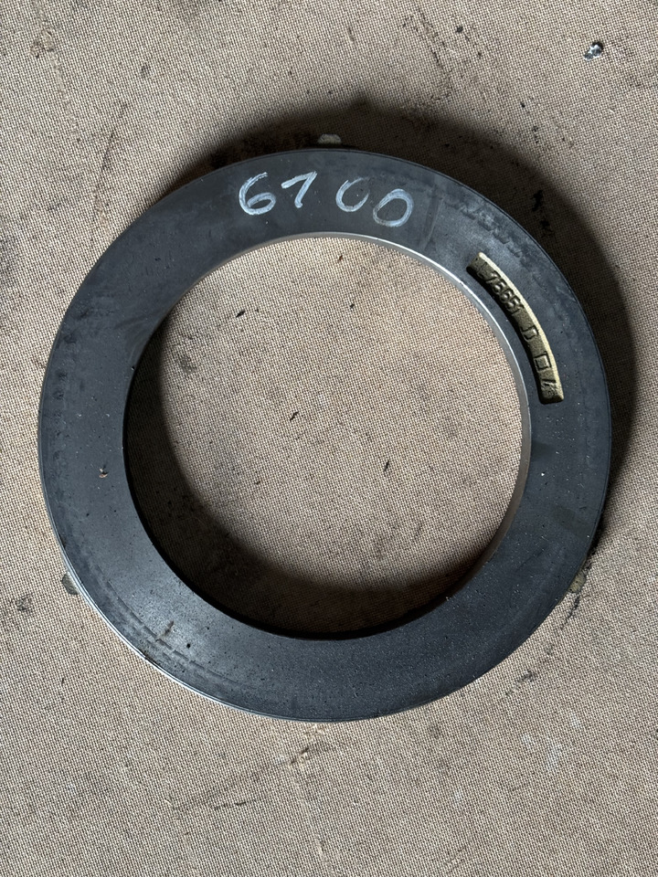 John Deere 6100 6300 6400 6500 6600 Docisk Hamulca Płytka L75651 - Bremsteile für Landmaschine: das Bild 1 John Deere 6100 6300 6400 6500 6600 Docisk Hamulca Płytka L75651 - Bremsteile für Landmaschine: das Bild 1