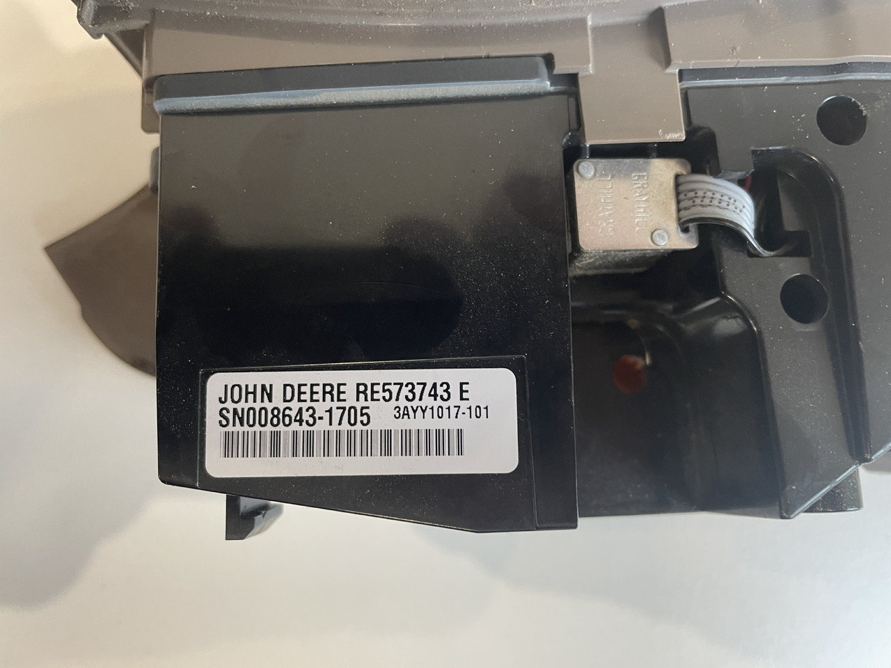John Deere 6110R 6115R 6155R 6215R - panel sterowania prędkości RE573743 RE572110 - Armaturenbrett für Landmaschine: das Bild 3 John Deere 6110R 6115R 6155R 6215R - panel sterowania prędkości RE573743 RE572110 - Armaturenbrett für Landmaschine: das Bild 3