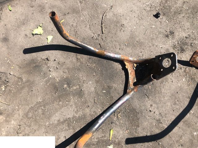 Manitou - Stelaźe - Kotflügel für Landmaschine: das Bild 2 Manitou - Stelaźe - Kotflügel für Landmaschine: das Bild 2