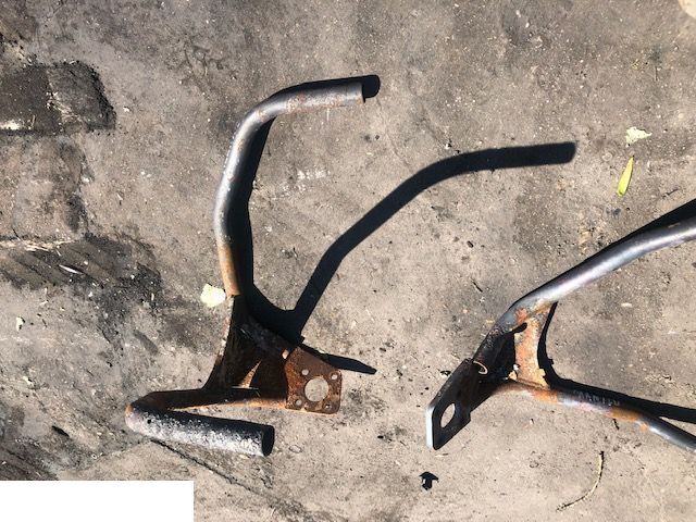 Manitou - Stelaźe - Kotflügel für Landmaschine: das Bild 3 Manitou - Stelaźe - Kotflügel für Landmaschine: das Bild 3