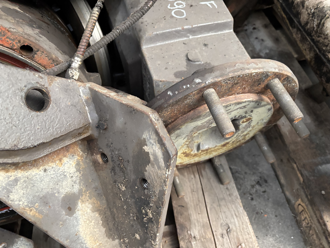 Massey Ferguson 3690 Obudowa Hamulca Tylnego Lewa 3616545M2 - Bremszubehör für Landmaschine: das Bild 3 Massey Ferguson 3690 Obudowa Hamulca Tylnego Lewa 3616545M2 - Bremszubehör für Landmaschine: das Bild 3