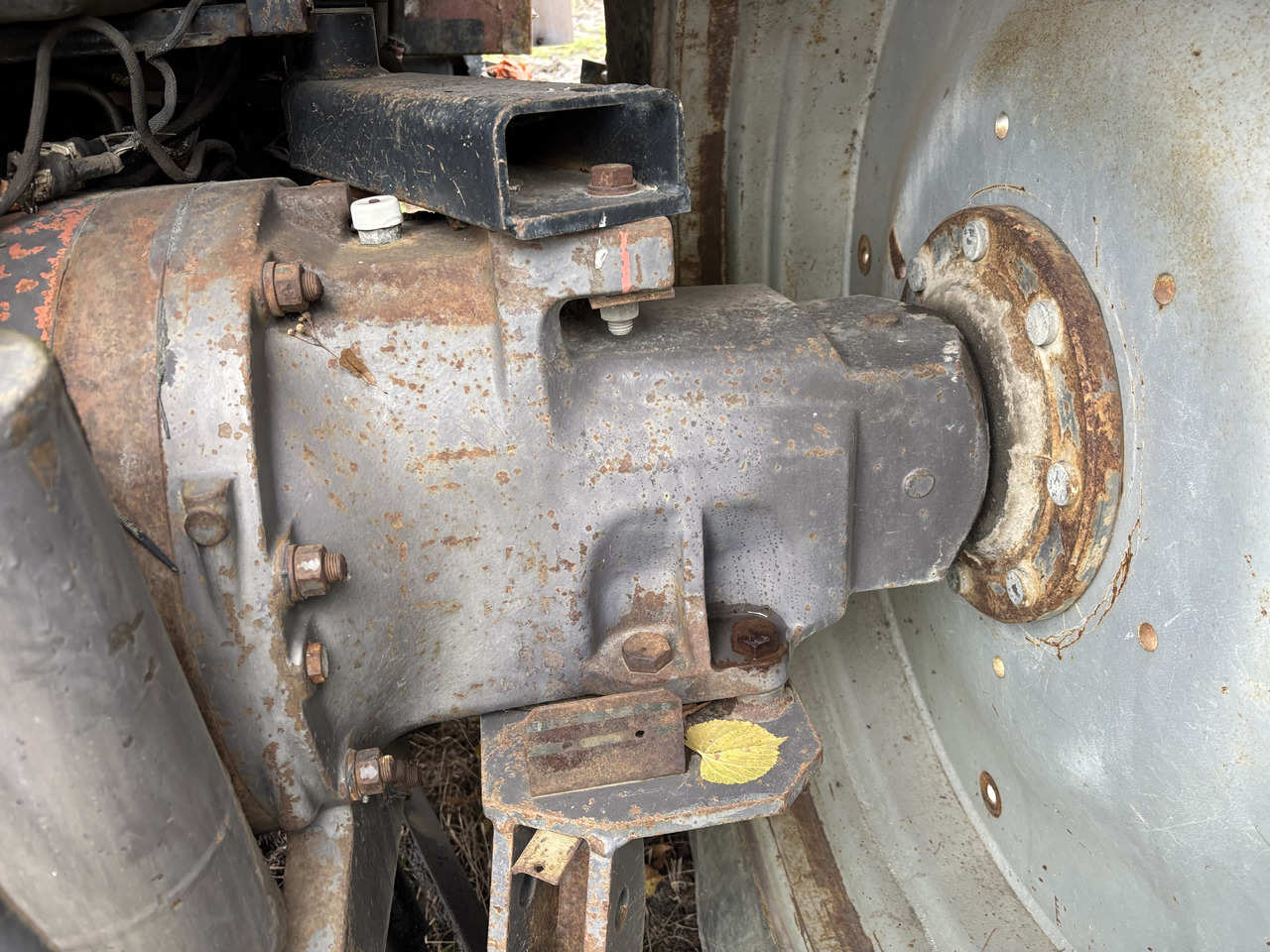 Massey Ferguson 8160 Prawa Obudowa Pochwa Zwolnicy Wał CZĘŚCI 3615729M11 3583795M3 - Fahrantrieb für Landmaschine: das Bild 1 Massey Ferguson 8160 Prawa Obudowa Pochwa Zwolnicy Wał CZĘŚCI 3615729M11 3583795M3 - Fahrantrieb für Landmaschine: das Bild 1