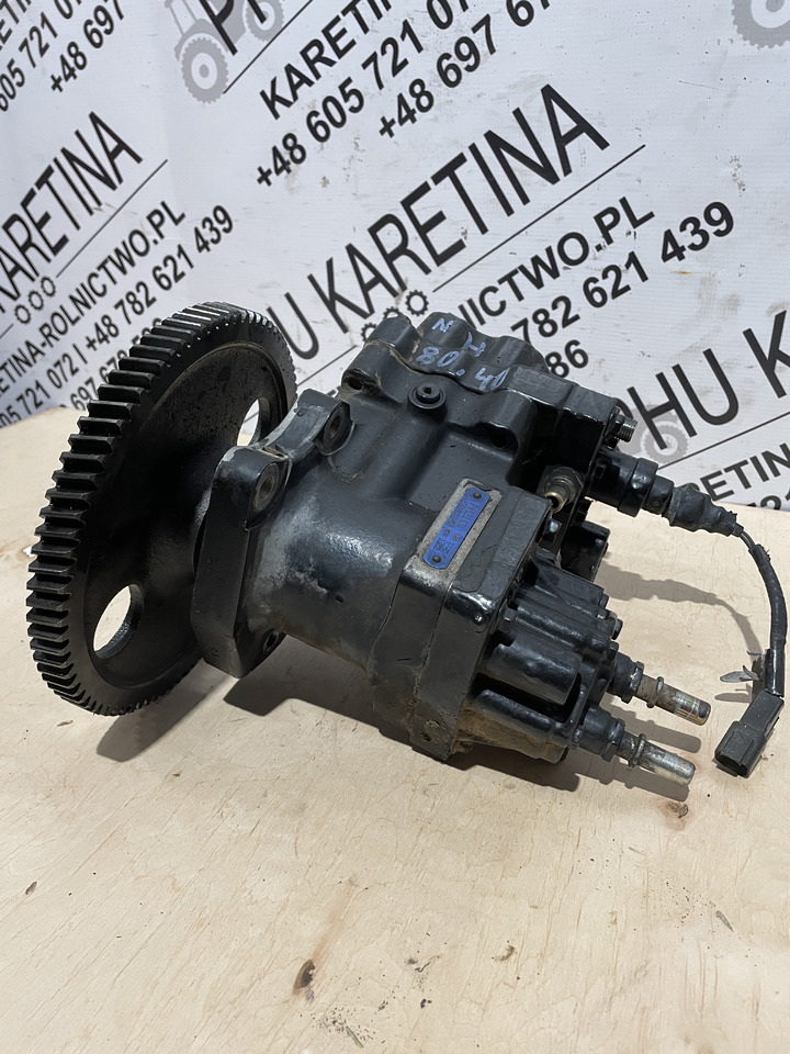 New Holland Cummins - pompa paliwa wtryskowa P4921431 4088604 - Kraftstoffpumpe für Landmaschine: das Bild 1 New Holland Cummins - pompa paliwa wtryskowa P4921431 4088604 - Kraftstoffpumpe für Landmaschine: das Bild 1