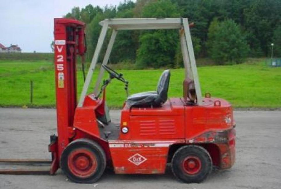 O&K v25 - Gabelstapler: das Bild 1 O&K v25 - Gabelstapler: das Bild 1