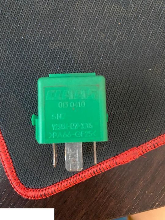 Przekażnik 30A 12V CLAAS 013041 oryginał - Relais für Landmaschine: das Bild 1 Przekażnik 30A 12V CLAAS 013041 oryginał - Relais für Landmaschine: das Bild 1