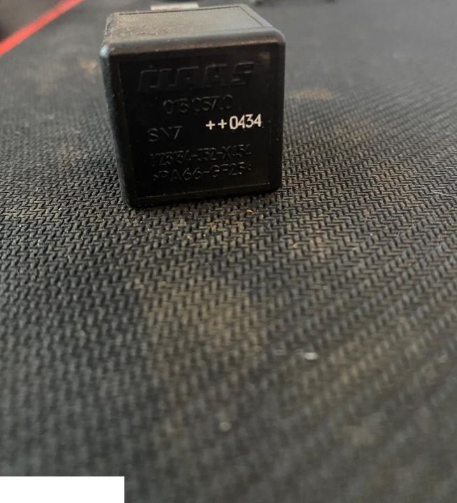 Przekażnik Claas - Relais für Landmaschine: das Bild 1 Przekażnik Claas - Relais für Landmaschine: das Bild 1