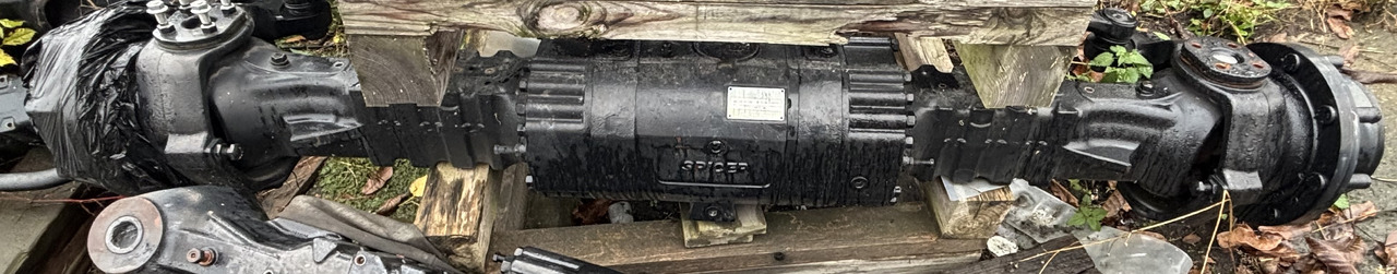 SPICER DANA 367/212/134 Przekładnia Planetarna Obudowa Przegub Wałek Zwolnica CZĘŚCI NOWE - Fahrantrieb für Landmaschine: das Bild 1 SPICER DANA 367/212/134 Przekładnia Planetarna Obudowa Przegub Wałek Zwolnica CZĘŚCI NOWE - Fahrantrieb für Landmaschine: das Bild 1