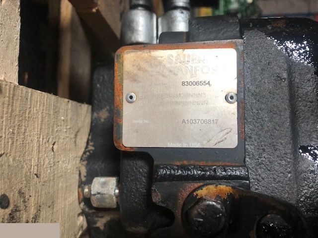 Terex TL 310 - Pompa Hydrauliki Sauer Danfoss ERR100 - Hydraulikpumpe für Landmaschine: das Bild 5 Terex TL 310 - Pompa Hydrauliki Sauer Danfoss ERR100 - Hydraulikpumpe für Landmaschine: das Bild 5