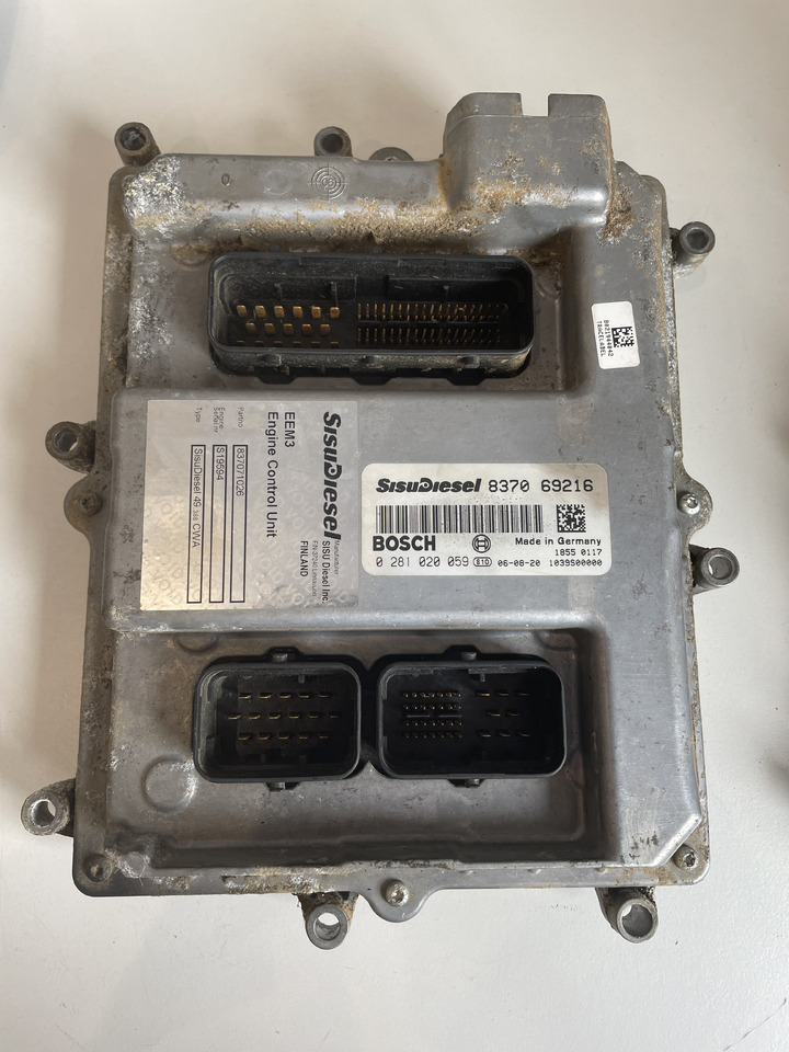 Valtra T N P - sterownik silnika ECU EEM3 SisuDiesel - 837069216 V837069216 - Steuergerät für Landmaschine: das Bild 1 Valtra T N P - sterownik silnika ECU EEM3 SisuDiesel - 837069216 V837069216 - Steuergerät für Landmaschine: das Bild 1
