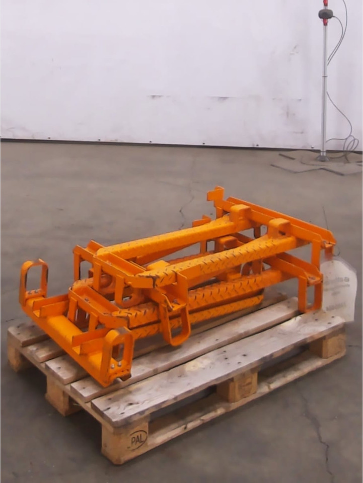 Battery changing racks 3x Racks - Anbauteil für Flurförderzeug: das Bild 1 Battery changing racks 3x Racks - Anbauteil für Flurförderzeug: das Bild 1