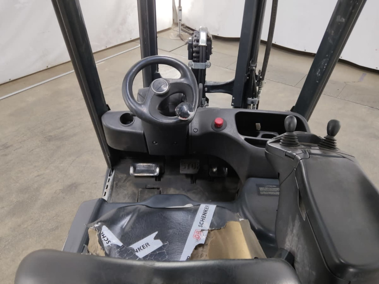 Linde E16-02 - Elektrostapler: das Bild 5 Linde E16-02 - Elektrostapler: das Bild 5