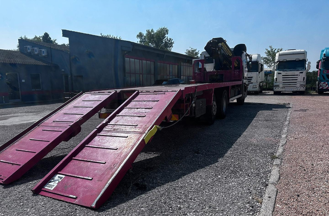 Pianale Mercedes 2540 con gru - Pritsche LKW, Autokran: das Bild 2 Pianale Mercedes 2540 con gru - Pritsche LKW, Autokran: das Bild 2
