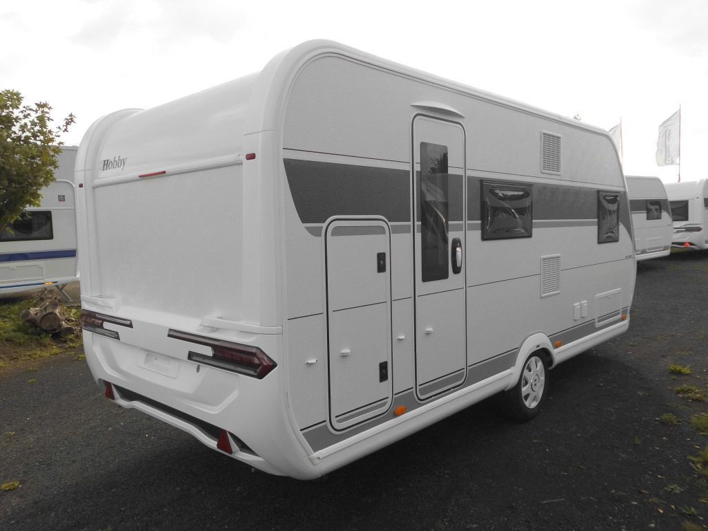 Hobby De Luxe 490 KMF 2026 GARAGE AUTARK 1800kg.+++ - Wohnwagen: das Bild 3 Hobby De Luxe 490 KMF 2026 GARAGE AUTARK 1800kg.+++ - Wohnwagen: das Bild 3