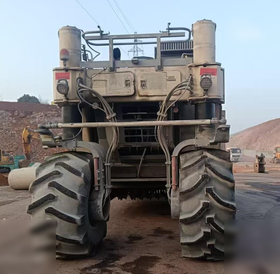 2016 WIRTGEN WR2500S - Bodenstabilisierer: das Bild 5 2016 WIRTGEN WR2500S - Bodenstabilisierer: das Bild 5