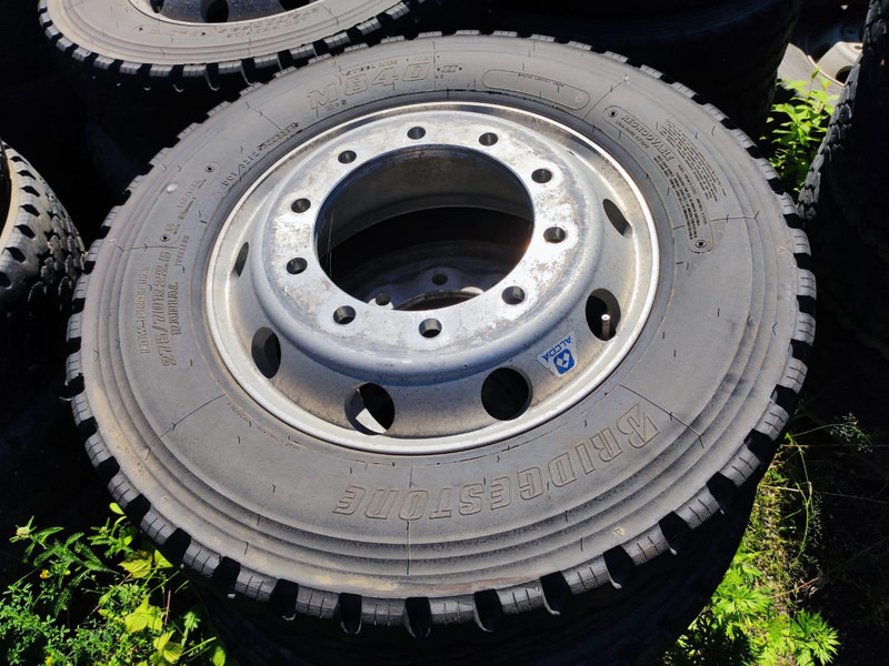 Bridgestone wheels 275/70 R22,5 on Alcoa aluminum rims - Reifen für LKW: das Bild 2 Bridgestone wheels 275/70 R22,5 on Alcoa aluminum rims - Reifen für LKW: das Bild 2