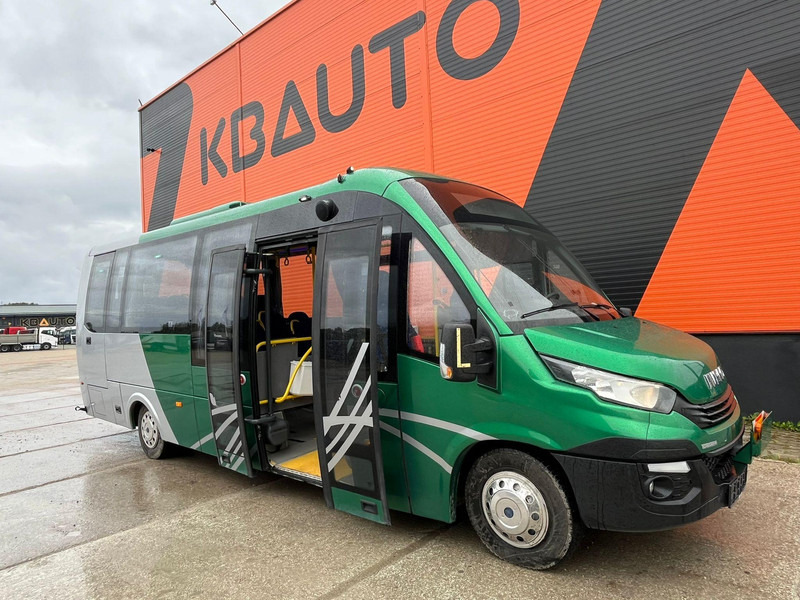 Iveco First 4x2 22 SEATS / AC / WEBASTO - Kleinbus, Personentransporter: das Bild 1 Iveco First 4x2 22 SEATS / AC / WEBASTO - Kleinbus, Personentransporter: das Bild 1