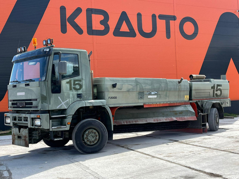 Iveco Fresia F 2000 4x4 SNOW PLOW / BROOM / BLOWER - Kehrmaschine: das Bild 1 Iveco Fresia F 2000 4x4 SNOW PLOW / BROOM / BLOWER - Kehrmaschine: das Bild 1