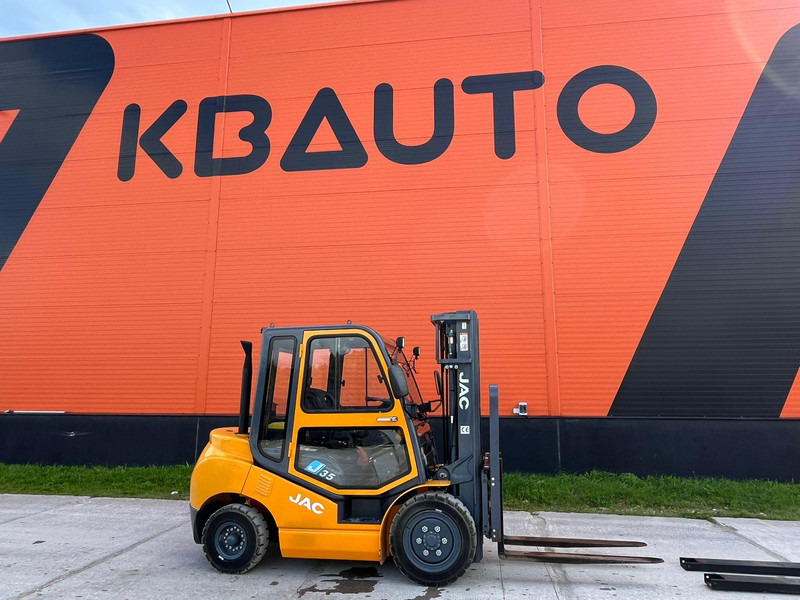 Jac CPCD 35 J RATED CAPACITY 3500 kg / LIFTING HEIGHT 4800 mm - Dieselstapler: das Bild 4 Jac CPCD 35 J RATED CAPACITY 3500 kg / LIFTING HEIGHT 4800 mm - Dieselstapler: das Bild 4