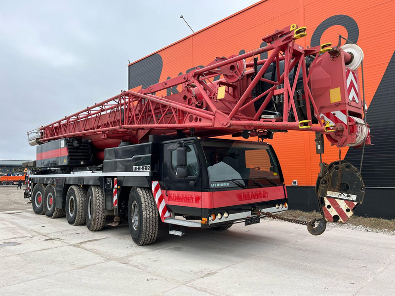 Liebherr LTM 1220-5.2 10x6 MAX. LIFTING CAPACITY 220 ton / MAX. LIFTING HEIGHT 101 m - Mobilkran: das Bild 4 Liebherr LTM 1220-5.2 10x6 MAX. LIFTING CAPACITY 220 ton / MAX. LIFTING HEIGHT 101 m - Mobilkran: das Bild 4