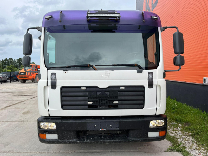 MAN TGL 8.180 4x2 PK 4200 YEAR 2013 / PLATFORM L=3710 mm - Pritsche LKW, Autokran: das Bild 3 MAN TGL 8.180 4x2 PK 4200 YEAR 2013 / PLATFORM L=3710 mm - Pritsche LKW, Autokran: das Bild 3