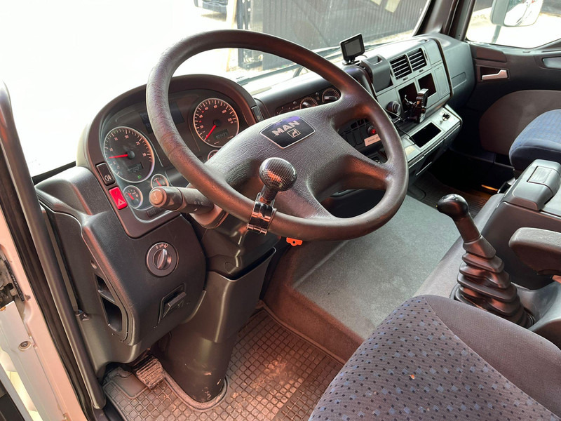Pritsche LKW, Autokran MAN TGL 8.180 4x2 PK4200 YEAR 2013 / PLATFORM L=3710 mm: das Bild 16