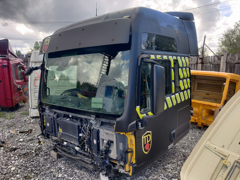 MAN TGX 28.480 6X2 CAB - Fahrerhaus und Interieur für LKW: das Bild 1 MAN TGX 28.480 6X2 CAB - Fahrerhaus und Interieur für LKW: das Bild 1