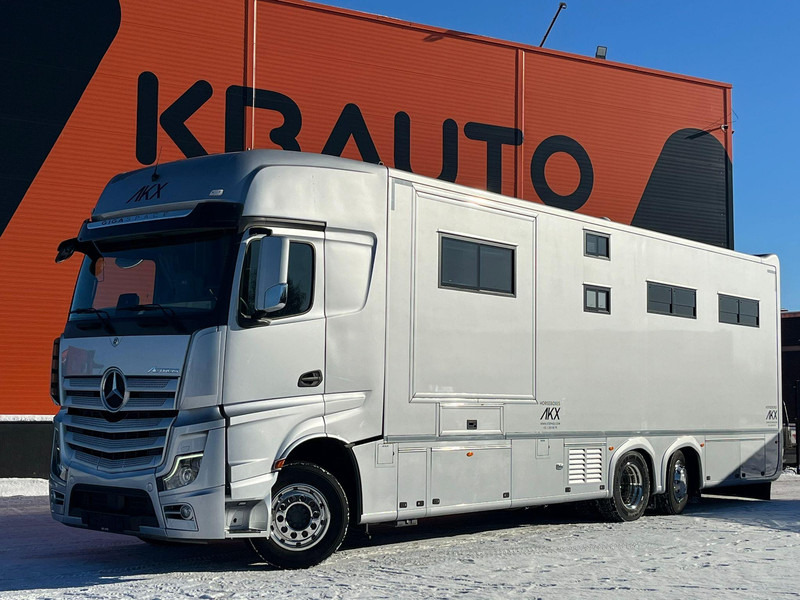 Mercedes-Benz Actros 2551 STX 6x2*4 - Pferdetransporter: das Bild 1 Mercedes-Benz Actros 2551 STX 6x2*4 - Pferdetransporter: das Bild 1