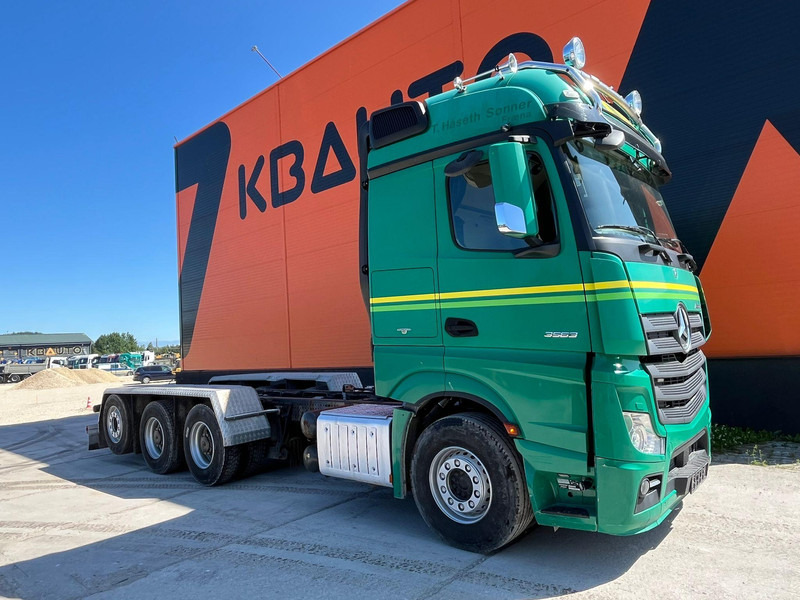 Mercedes-Benz Actros 3563 8x4*4 RETARDER / CHASSIS L=7358 mm - Fahrgestell LKW: das Bild 3 Mercedes-Benz Actros 3563 8x4*4 RETARDER / CHASSIS L=7358 mm - Fahrgestell LKW: das Bild 3