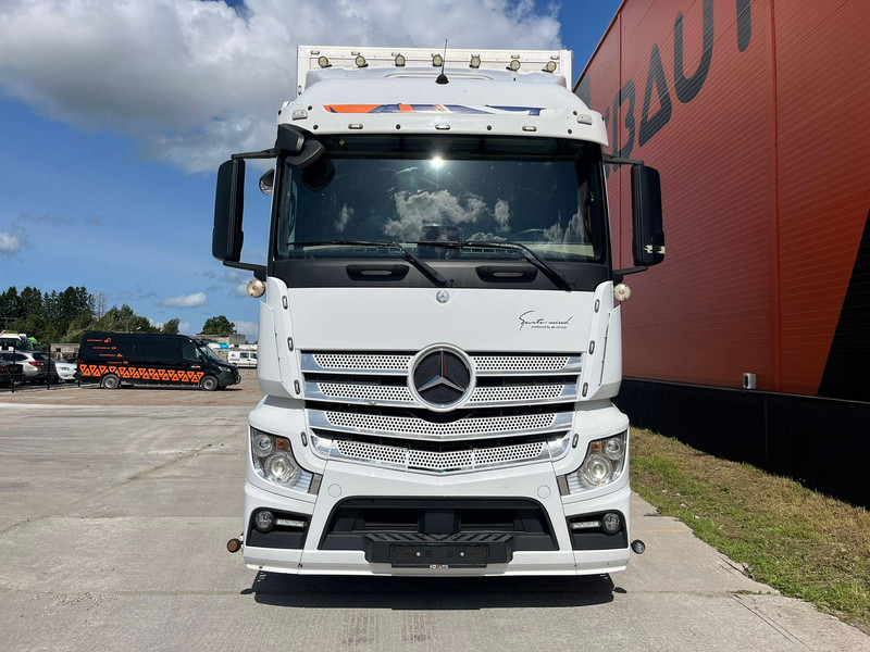 Mercedes-Benz Actros 6x2*4 BOX L=7401mm - Koffer LKW: das Bild 3 Mercedes-Benz Actros 6x2*4 BOX L=7401mm - Koffer LKW: das Bild 3