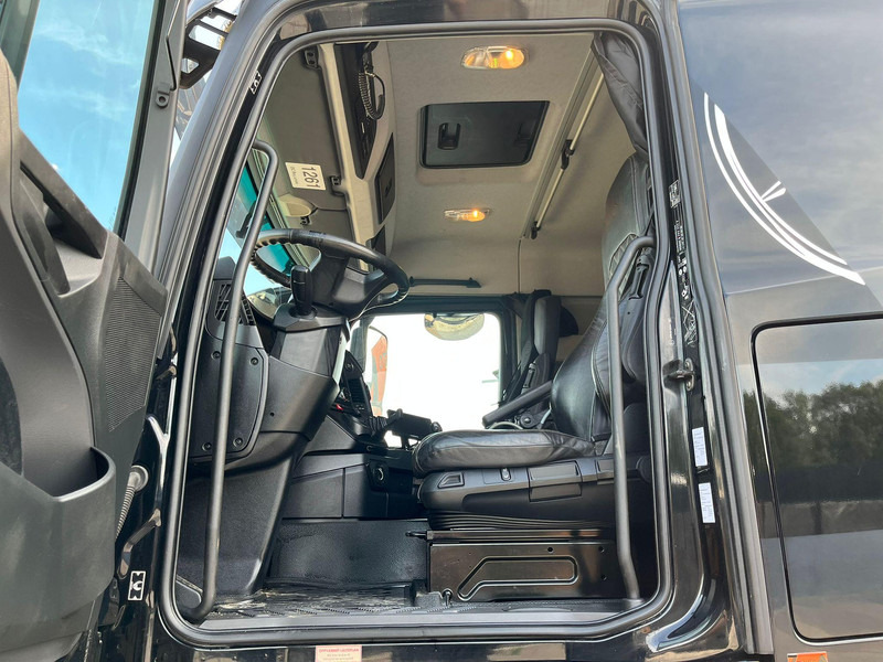 Kipper Mercedes-Benz Arocs 3253 8x4 2019: das Bild 17