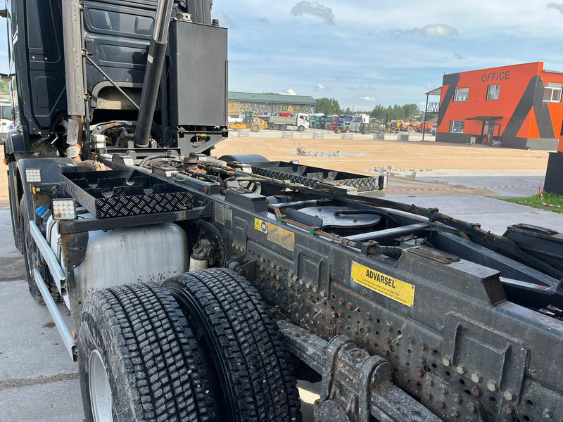 Kipper Mercedes-Benz Arocs 3253 8x4 2019: das Bild 14
