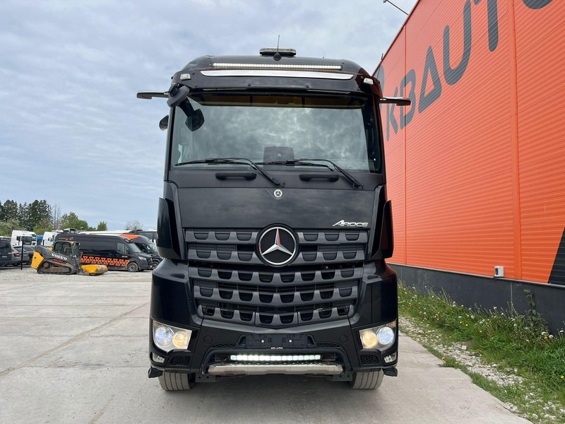 Mercedes-Benz Arocs 3263 8x4 FULL STEEL - Holztransporter, Autokran: das Bild 3 Mercedes-Benz Arocs 3263 8x4 FULL STEEL - Holztransporter, Autokran: das Bild 3