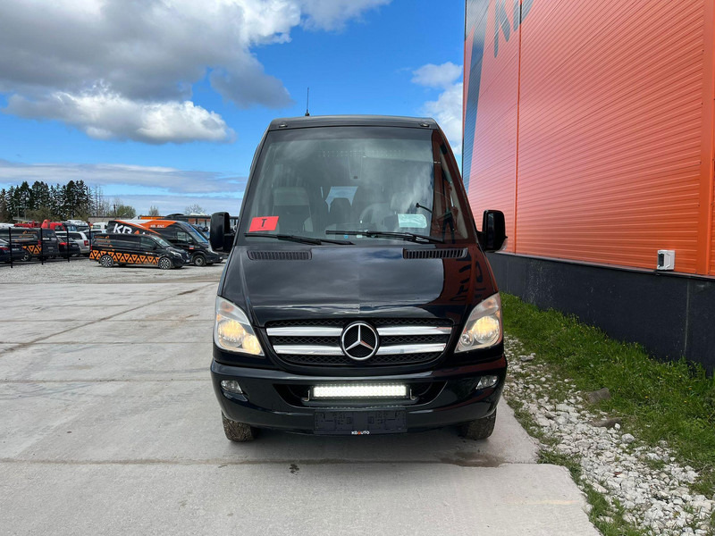 Mercedes-Benz Sprinter 519 CDI 18 SEATS / AC / AUXILIARY HEATING - Kleinbus, Personentransporter: das Bild 2 Mercedes-Benz Sprinter 519 CDI 18 SEATS / AC / AUXILIARY HEATING - Kleinbus, Personentransporter: das Bild 2