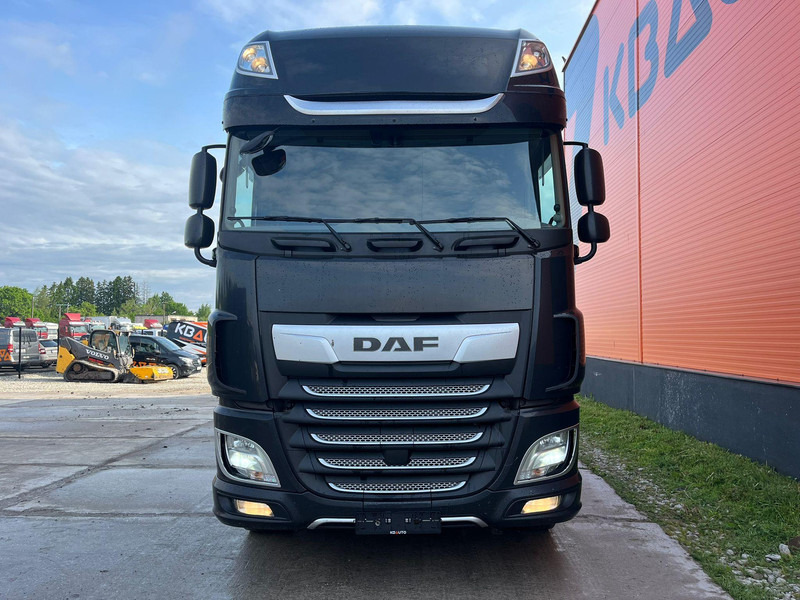 DAF XF 530 6x2 BIG SPACE / ADR / RETARDER / HYDRAULICS / DOUBLE BOGIE - Sattelzugmaschine: das Bild 2 DAF XF 530 6x2 BIG SPACE / ADR / RETARDER / HYDRAULICS / DOUBLE BOGIE - Sattelzugmaschine: das Bild 2