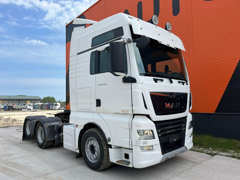 MAN TGX 28.580 6x2 XXL CAB / INTARDER / DOUBLE BOGIE - Sattelzugmaschine: das Bild 3 MAN TGX 28.580 6x2 XXL CAB / INTARDER / DOUBLE BOGIE - Sattelzugmaschine: das Bild 3