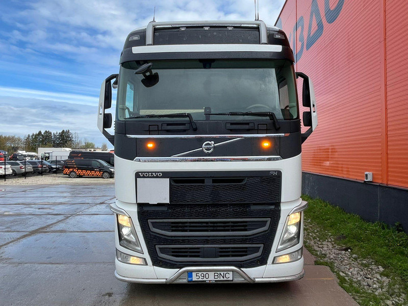 Volvo FH 540 6x2 ADR / GLOBE XL / HYDRAULICS / RETARDER / DOUBLE BOGIE - Sattelzugmaschine: das Bild 2 Volvo FH 540 6x2 ADR / GLOBE XL / HYDRAULICS / RETARDER / DOUBLE BOGIE - Sattelzugmaschine: das Bild 2