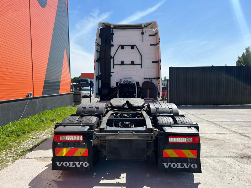 Sattelzugmaschine Volvo FH 540 6x2 GLOBE XL / ADR / RETARDER / DOUBLE BOGIE: das Bild 6