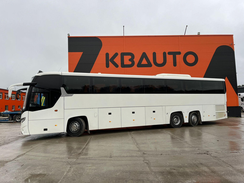 Scania K 450 6x2*4 Interlink 55 SEATS / AC / AUXILIARY HEATING / WHEELCHAIR LIFT / WC - Reisebus: das Bild 4 Scania K 450 6x2*4 Interlink 55 SEATS / AC / AUXILIARY HEATING / WHEELCHAIR LIFT / WC - Reisebus: das Bild 4